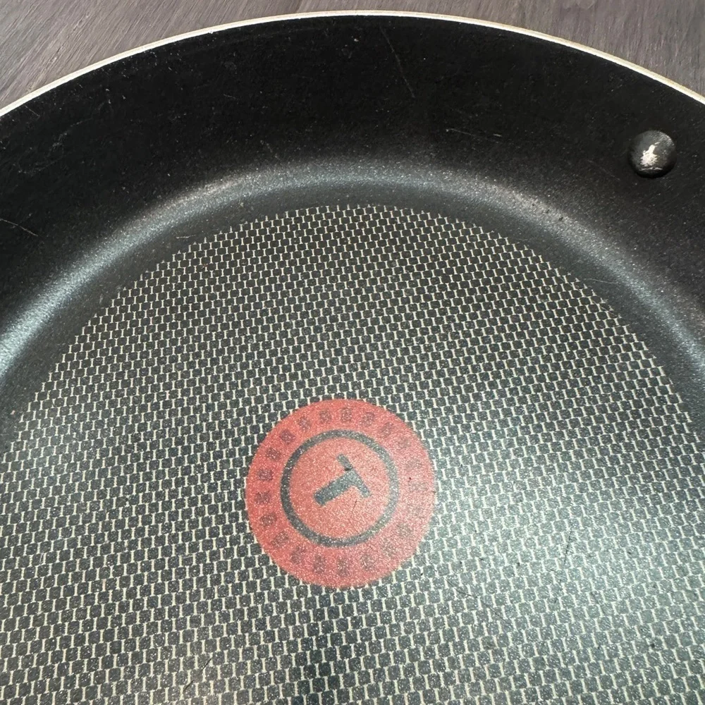 T-Fal Premium Black Non-Stick Medium/Large Frying Pan